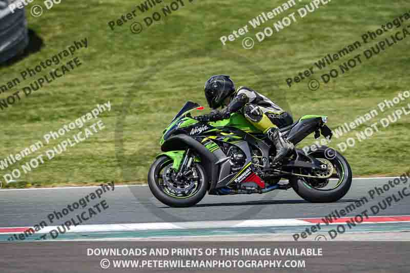 cadwell no limits trackday;cadwell park;cadwell park photographs;cadwell trackday photographs;enduro digital images;event digital images;eventdigitalimages;navarra;no limits trackdays;peter wileman photography;racing digital images;trackday digital images;trackday photos